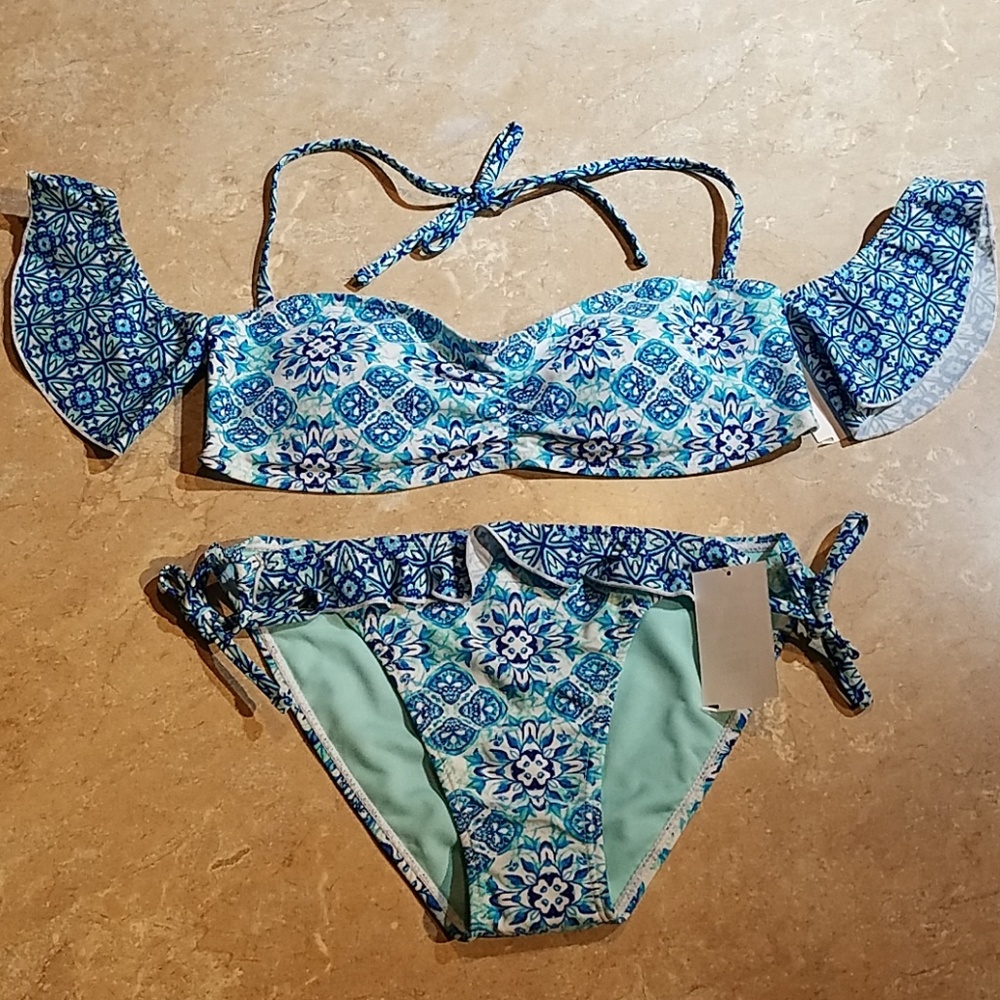 YMI Blue Cold Shoulder Bikini L. NWOT